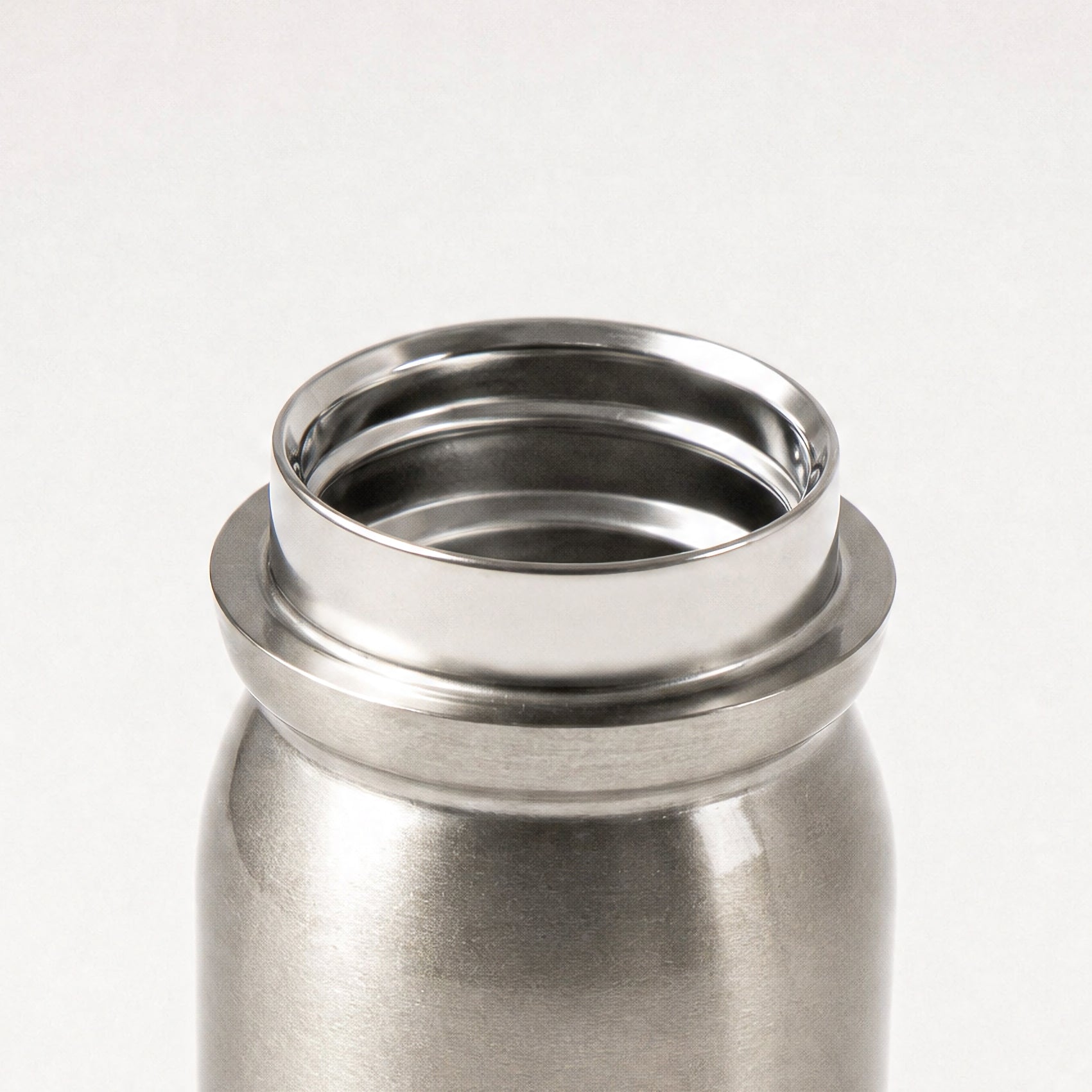 Insulated bottle by snow peak